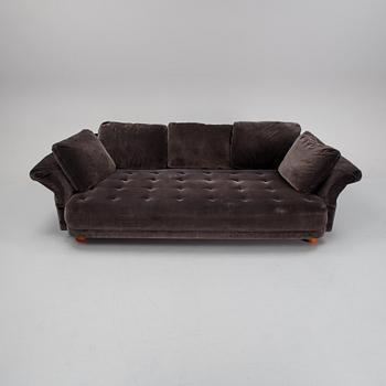 Josef Frank, a 'Liljevalchs' sofa, Svenskt Tenn, Sweden, recent production.