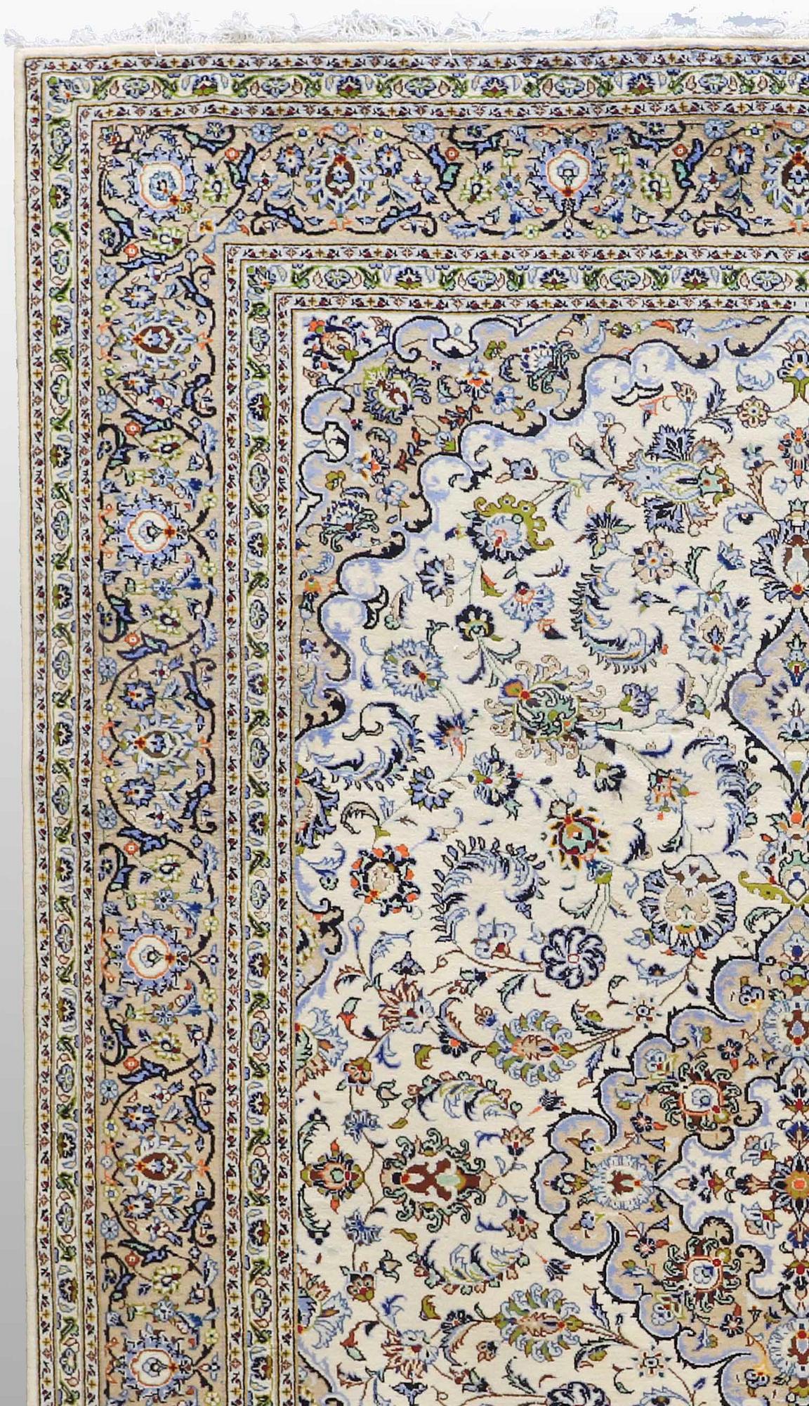 Carpet, Keshan, approx. 350 x 244 cm.