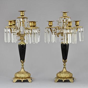 KANDELABRAR, ett par, oscariansk stil, 1900-tal.