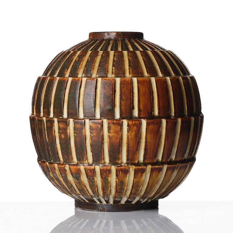 Gertrud Lönegren, a glazed stoneware vase, Rörstrand 1936-41.