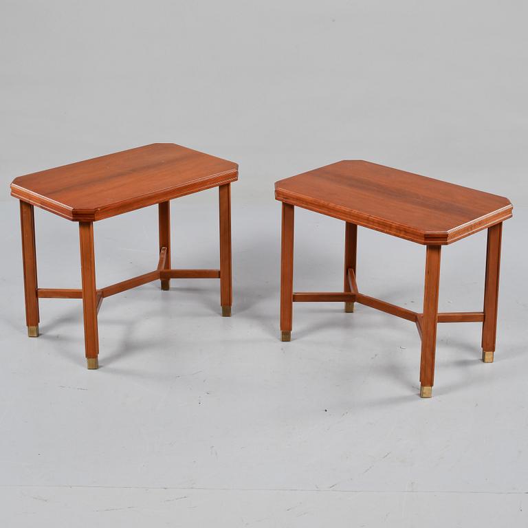 SIDOBORD, ett par, Westbergs, Tranås, 1900-talets andra hälft.