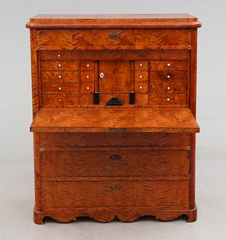 CHIFFONJÉ, 1800-talets mitt.