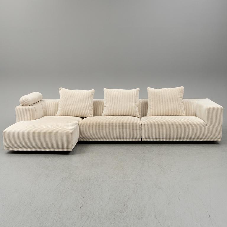An Eilersen sofa, model Baseline.