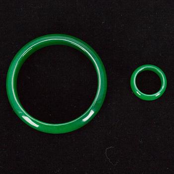 ARMRING och RING, sten. 2000-tal.