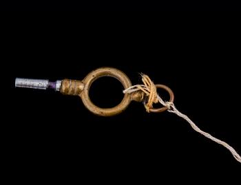 FICKUR, 18 k, Paul Bäckvall, Stockholm 1825. Vikt ca 120 g.