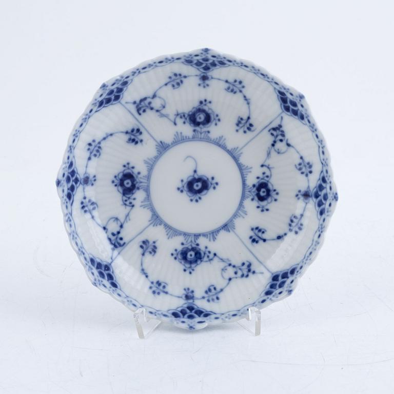 Dinner service, porcelain, 50 pieces, "Musselmalet", Royal Copenhagen, Denmark.