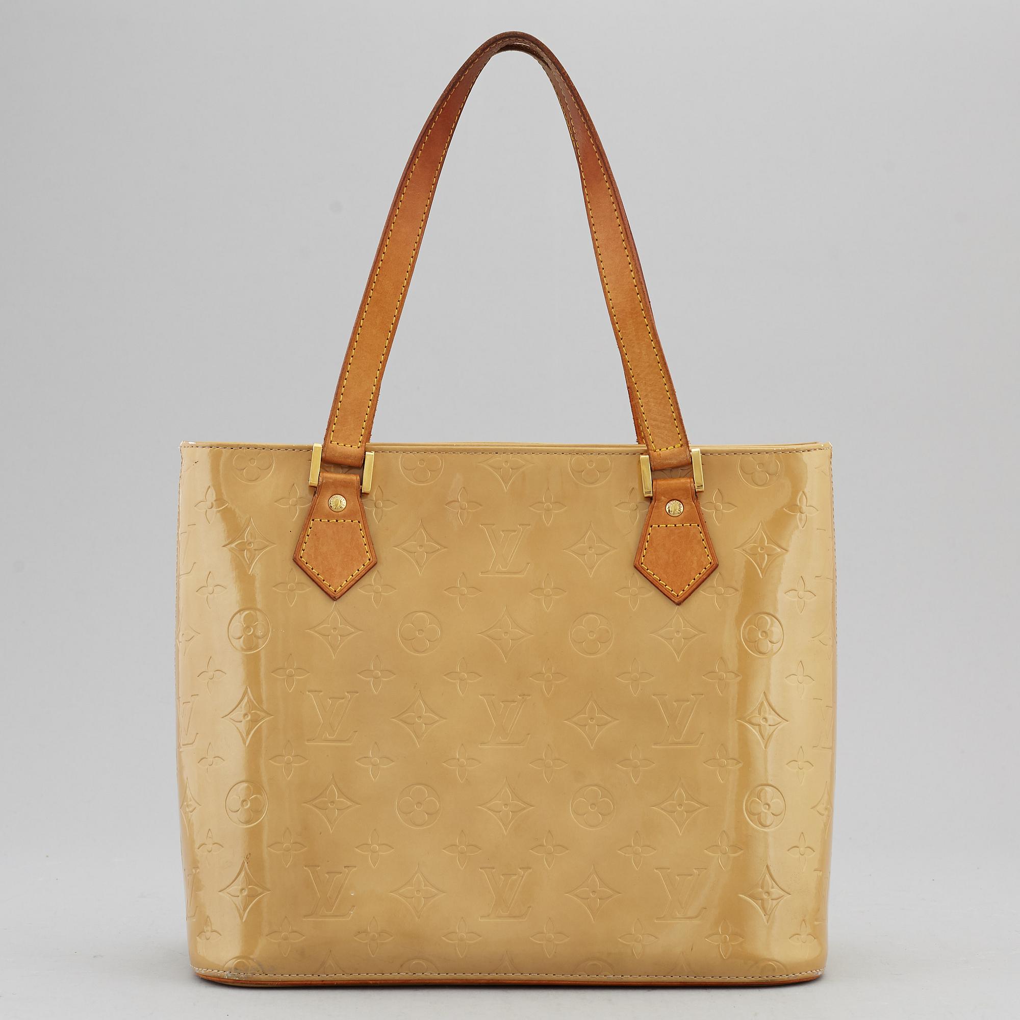 LOUIS VUITTON, 'Vernis Houston bag'.