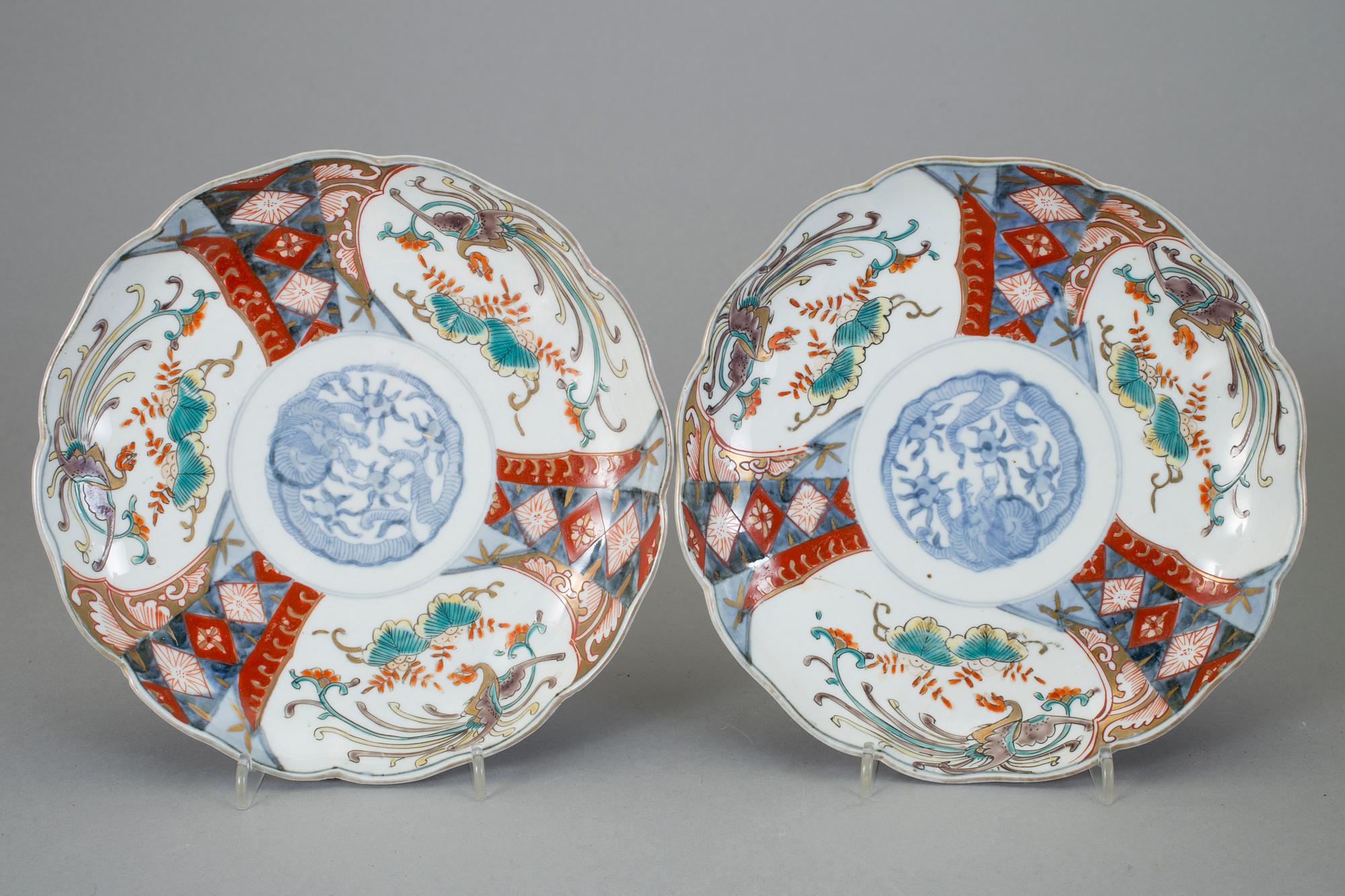 TALLRIKAR, 5st, porslin, Japan, 1800-tal.