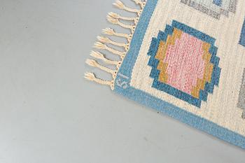 MATTA, rölakan. Signerad IS (Ingegerd Silow), ca 281 x 195,5 cm.