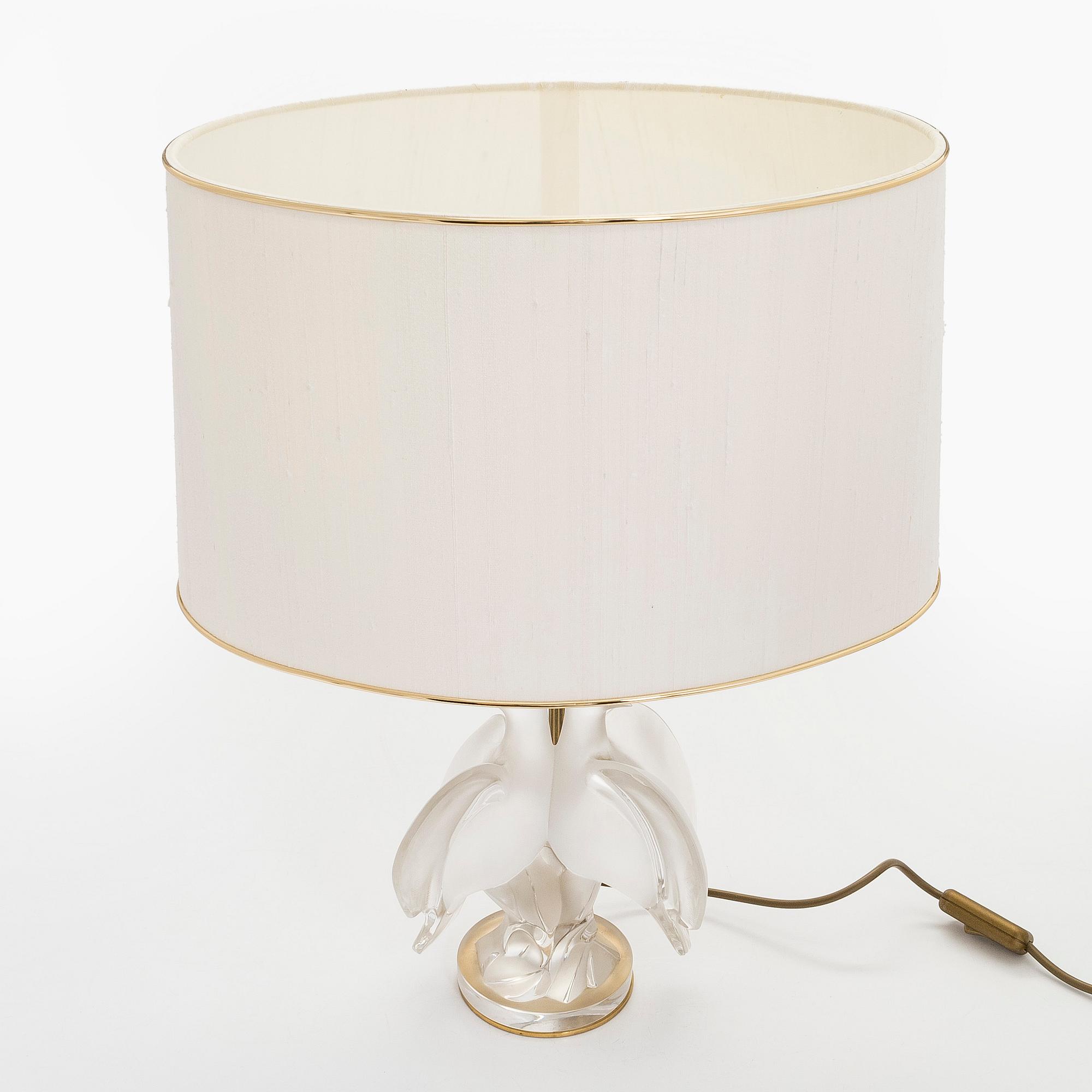 Lalique, an 'Ariane' table lamp, France, 20th century.