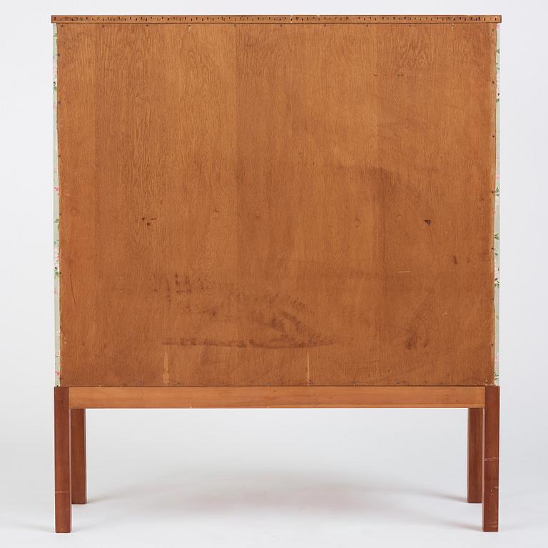 Josef Frank, a Swedish Modern chintz covered oak cabinet, Svenskt Tenn Sweden, probably 1930s-1940s.