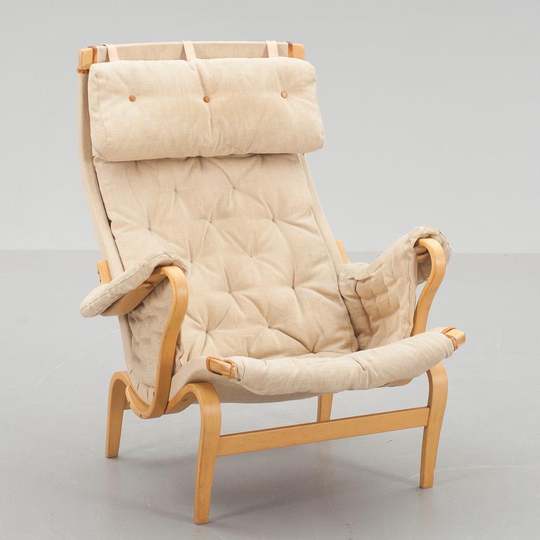 FÅTÖLJ, "Pernilla", Bruno Mathsson, DUX, 1900-talets andra hälft.