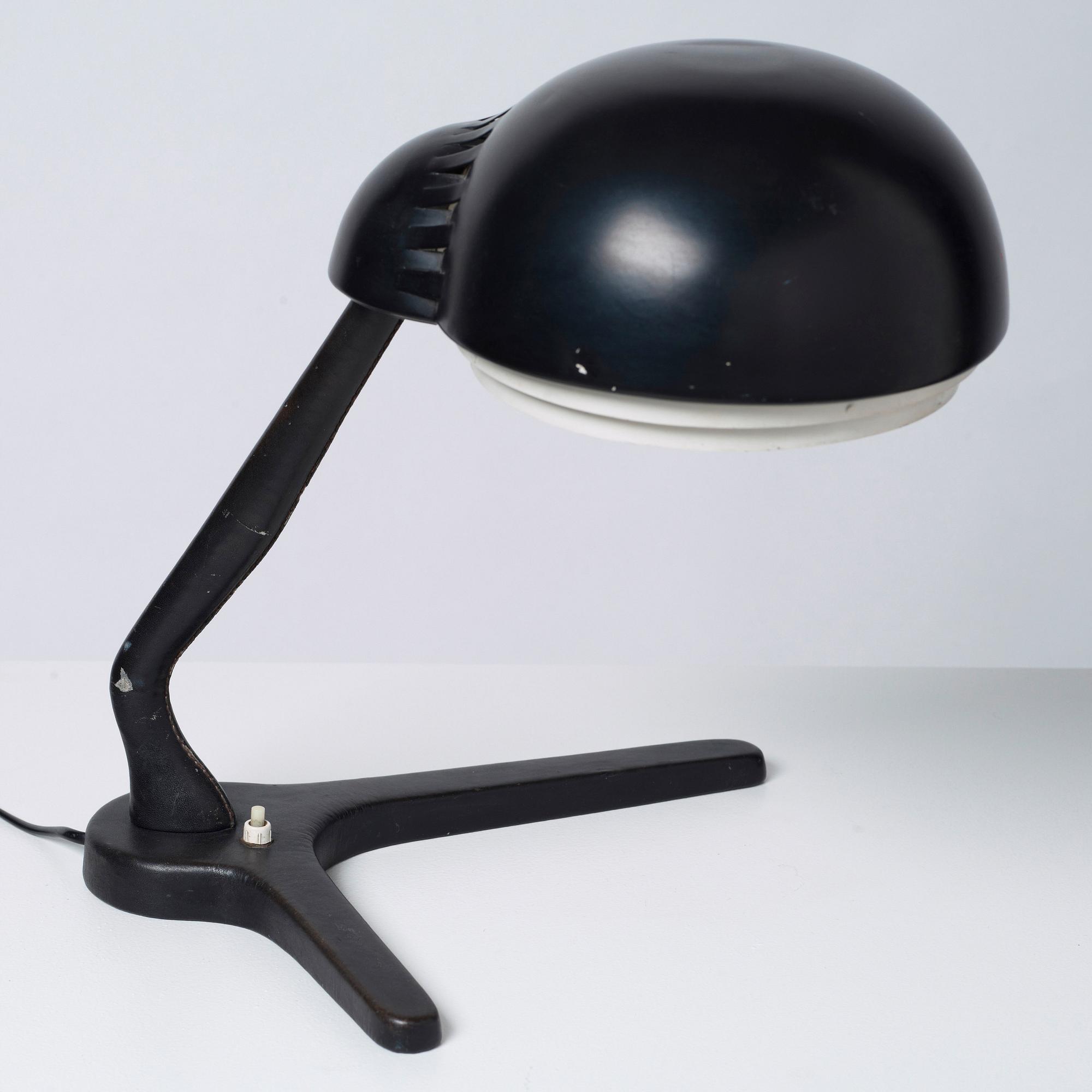 ALVAR AALTO, bordslampa, Valaistustyö, Finland 1950-tal, modell A 704.