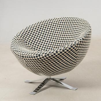 Swivel armchair, later part of the 20th century.