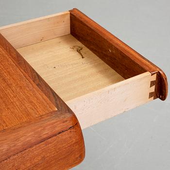 SOFFBORD, tillskrivet Johannes Andersen, 1900-talets andra hälft.