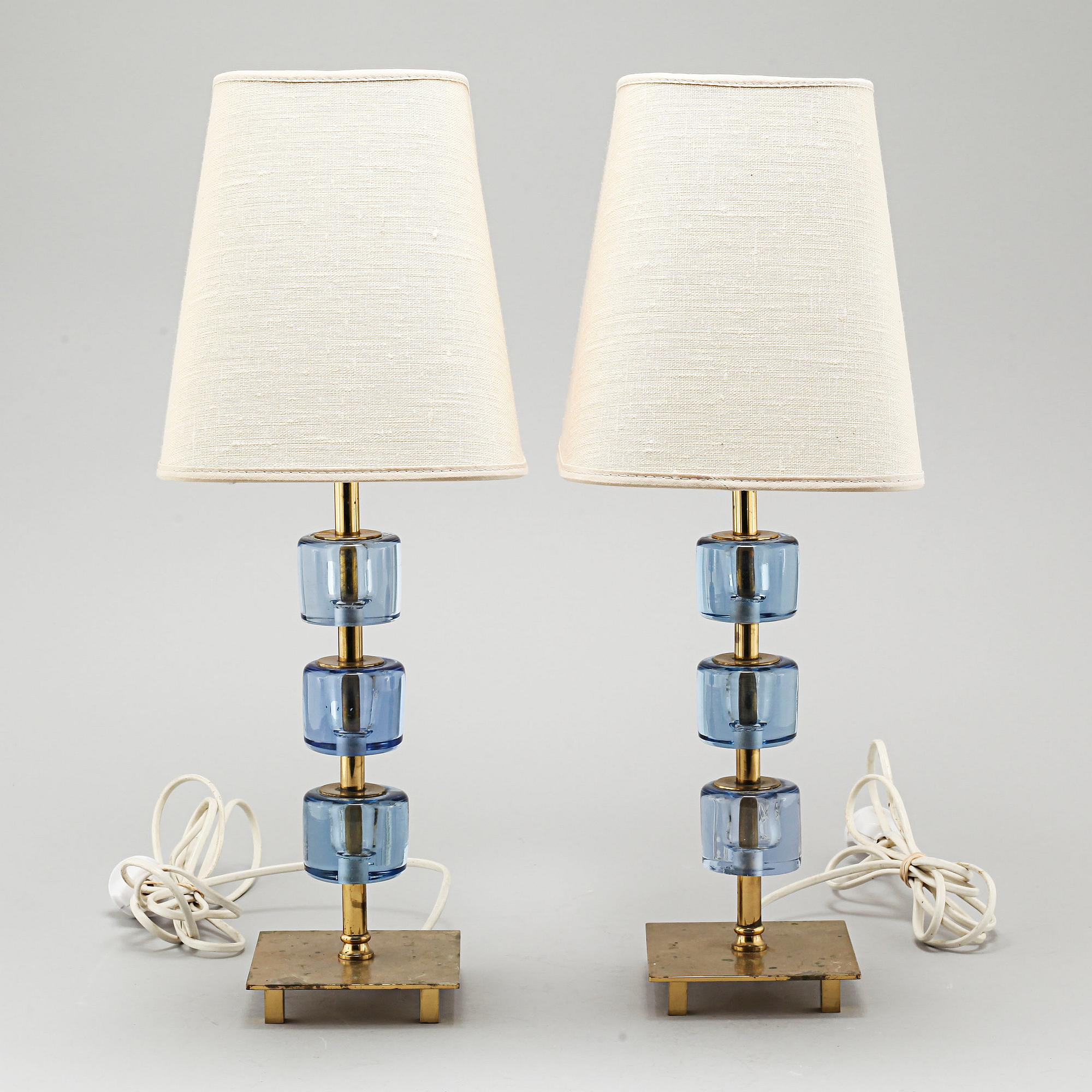 Two similar table lamps, made by Malmö Metallvarufabrik, 20th century.