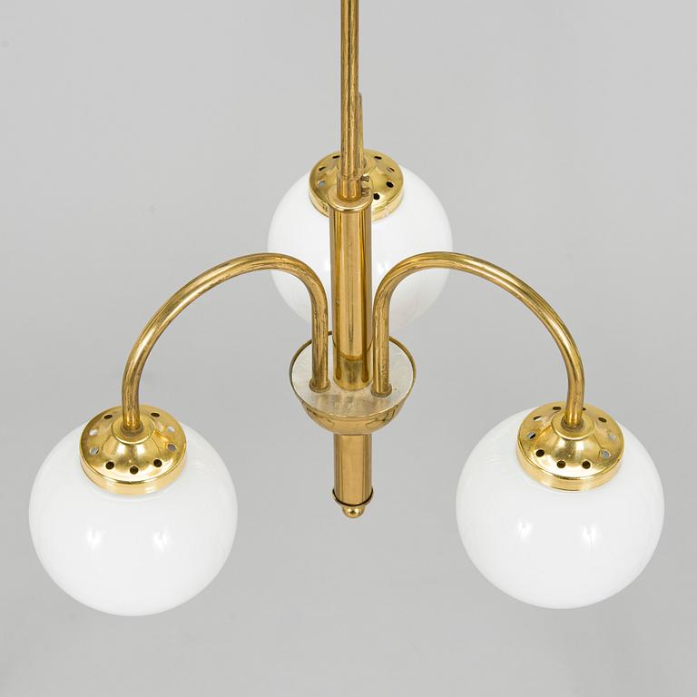 Taklampa, modell KP 89 Hyval, 1960-tal.