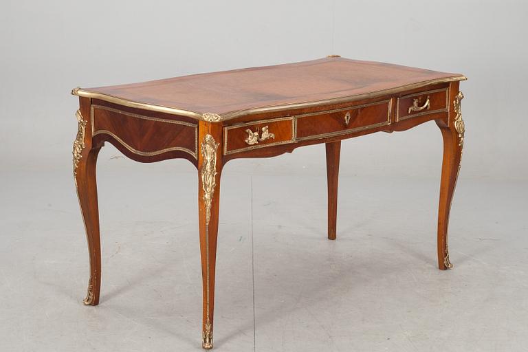 SKRIVBORD, Louis XV-stil. 1900-tal.