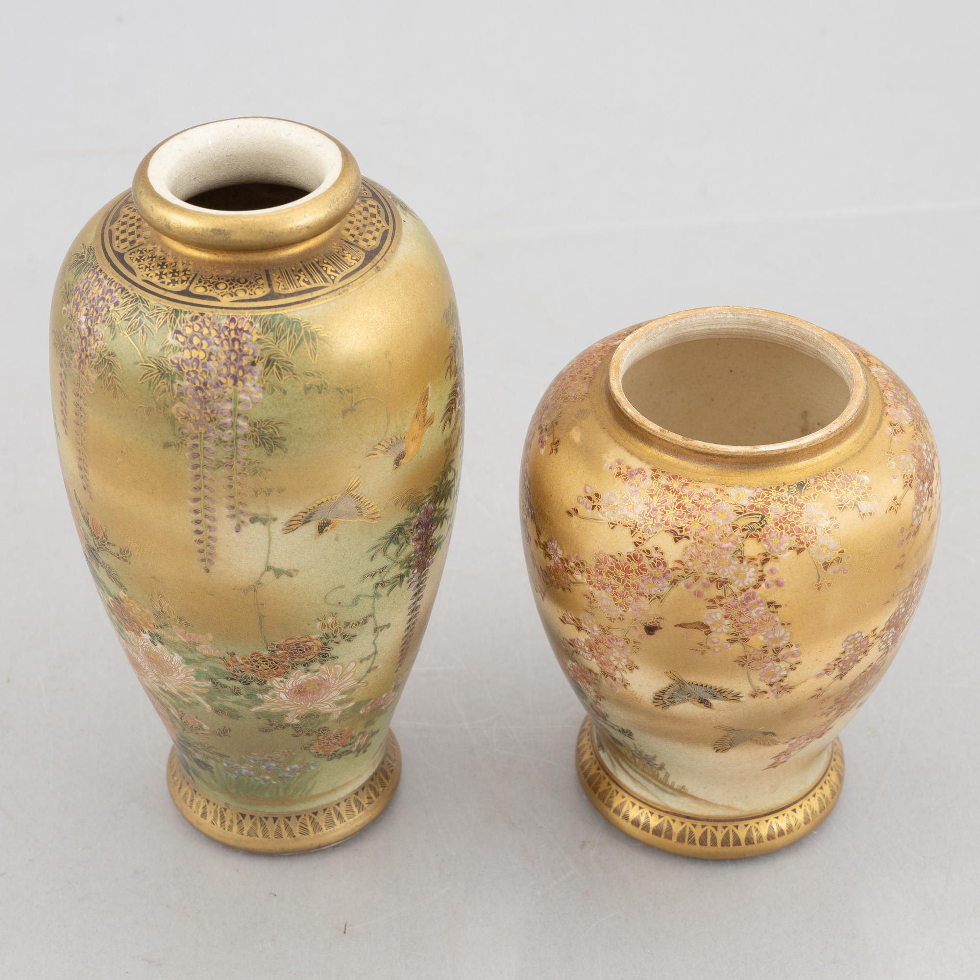 A pair of Satsuma-ware porcelain vases, signed Hizan, Japan, Meiji (1868-1912).