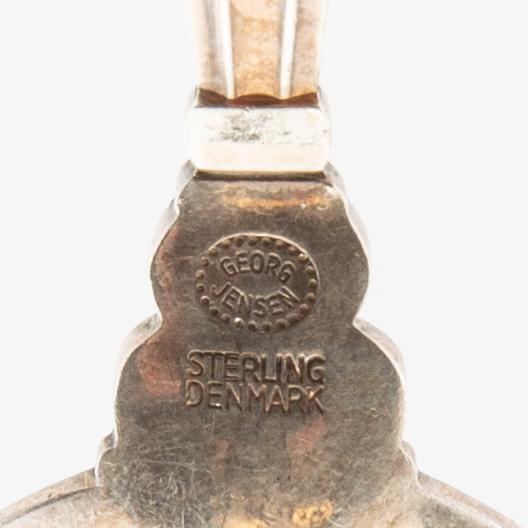 Johan Rohde, cutlery 39 dlr "Konge/Achorn" sterling silver for Georg Jensen after 1945.