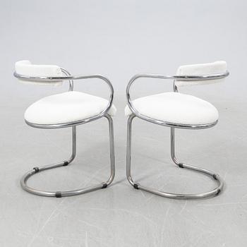 Karmstolar, ett par, 1900-talets andra hälft.