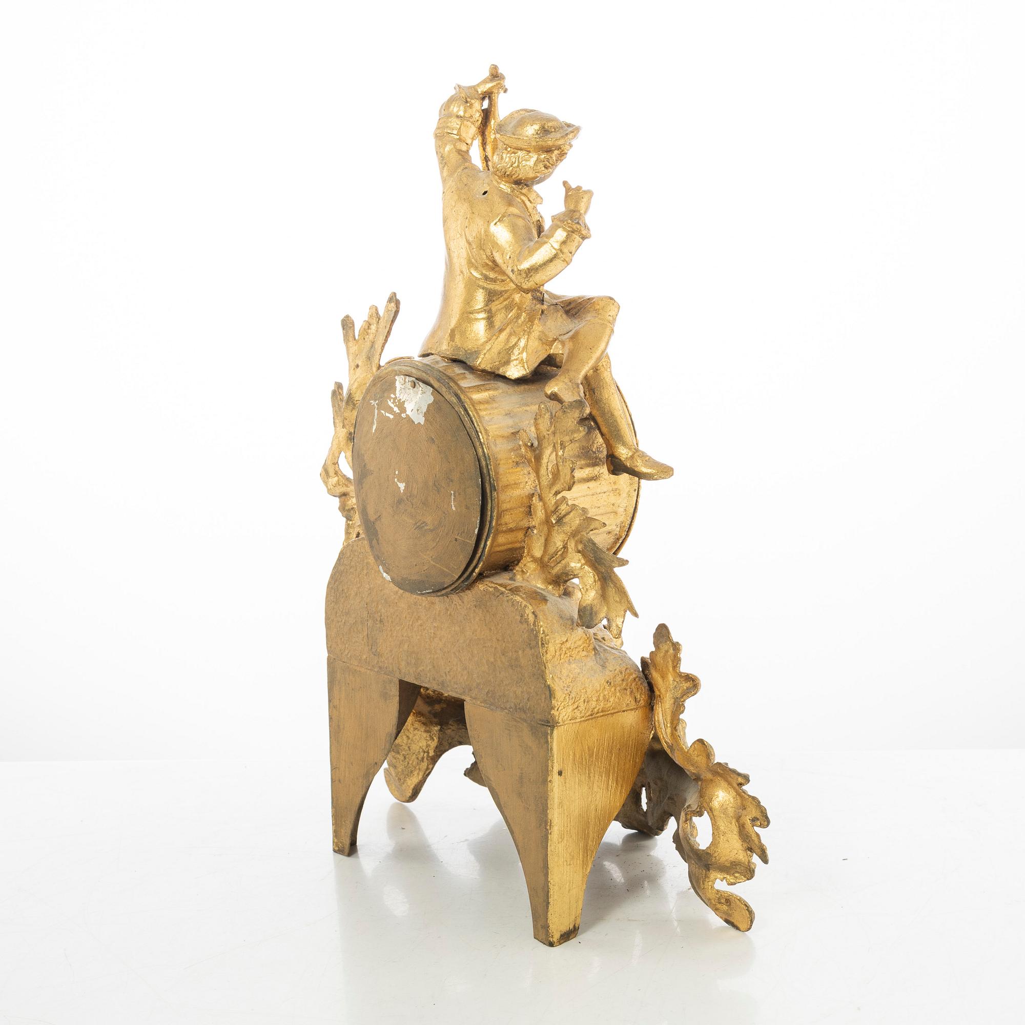 A mantel clock, France, around 1900.