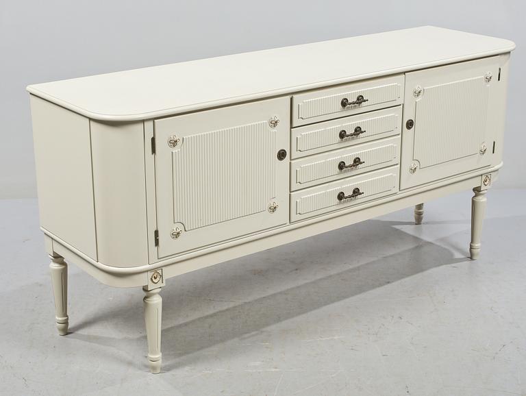 SIDEBOARD, gustaviansk stil, 1900-talets andra hälft.