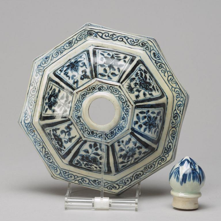 LOCK/STÄLL, keramik. Thailand, Sawankhalok, 16/1700-tal.