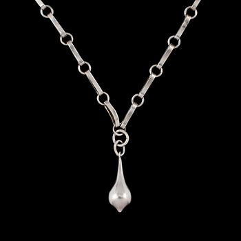 COLLIER, silver, stämpad AD, importstämplad, omkring 1900-talets tredje kvartal. Vikt 19 g.