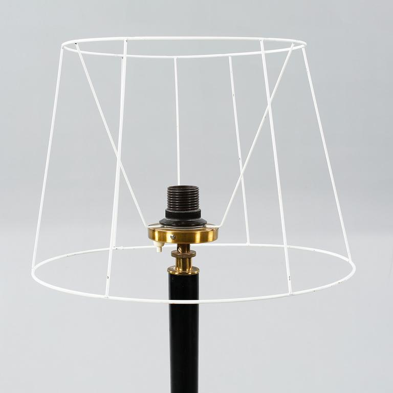 A mid 20th century florr lamp.