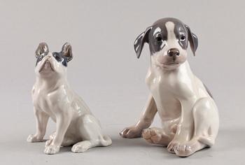 FIGURIN, 2 st Porslin, Royal Copenhagen.