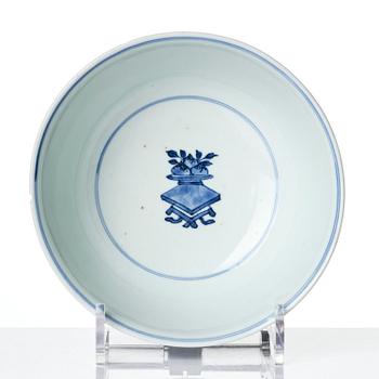 A blue and white 'Immortals' bowl, Qing dynasty, Qianlong (1736-95).