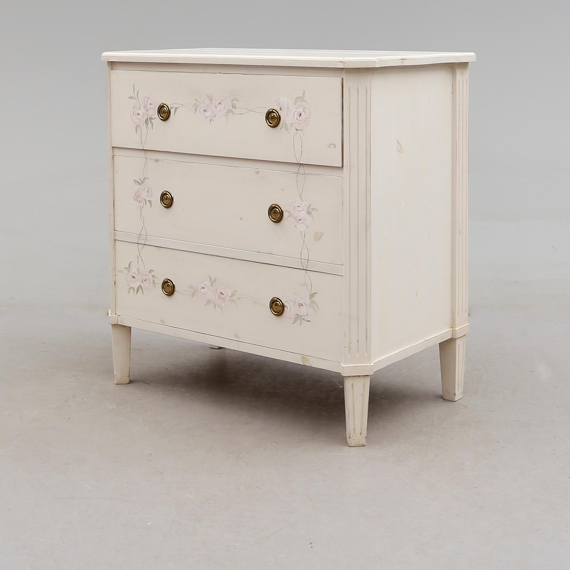 BYRÅ, gustaviansk stil, 1900-talets andra hälft.