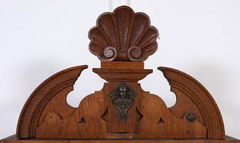 HERRGÅRDSUR, nyrenässans, sekelskiftet 1800/1900.