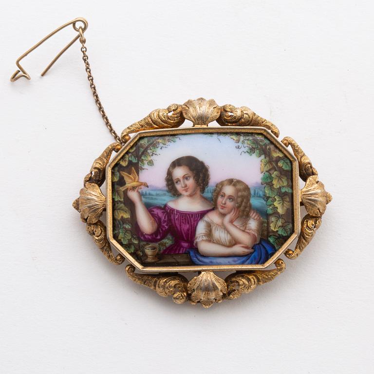 An 1860's brooch.