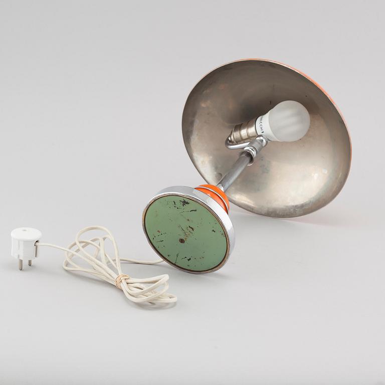 BORDSLAMPA, 1900-talets första hälft.