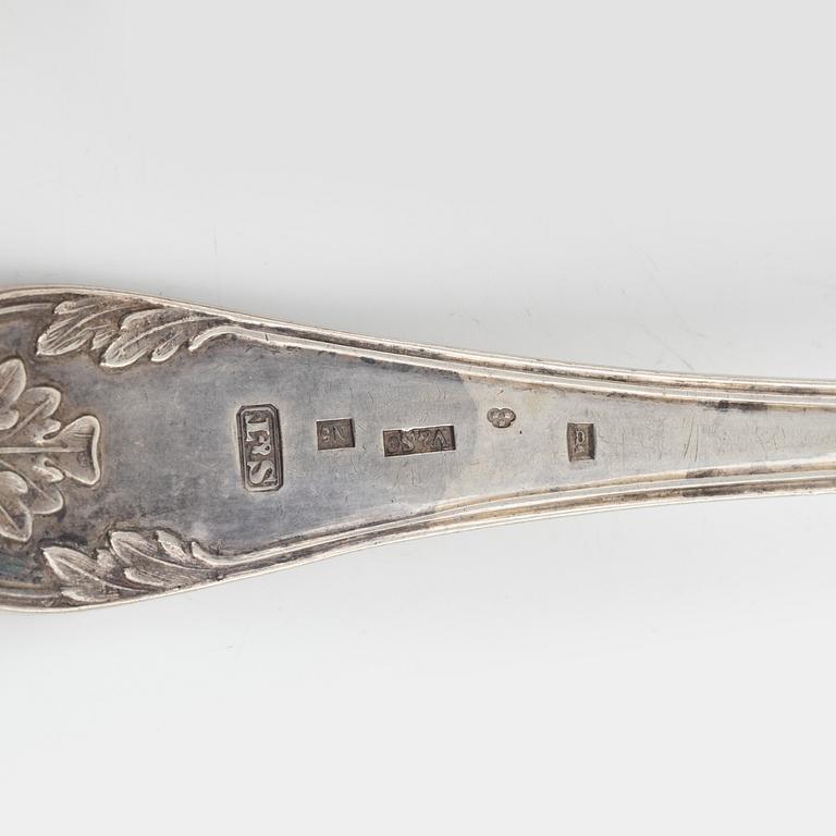 Bestick, 37 delar, silver, 1700/1800-tal.