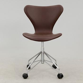 SKRIVBORDSSTOL, "Sjuan", Arne Jacobsen, Fritz Hansen.