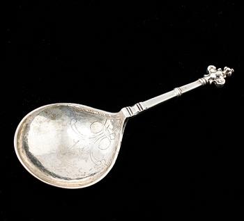 A Swedish 17th century silver spoon, mark of Jöran Hieronymi Bernegau, Norrköping (1648- 1679).