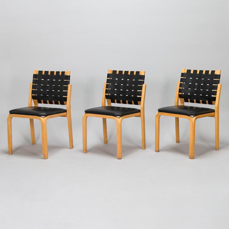 Alvar Aalto,  tuoleja, 3 kpl, malli 612, Artek 1900-luvun puoliväli.
