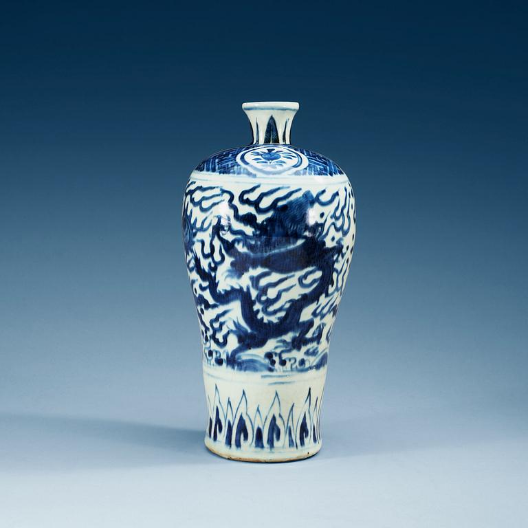 A blue and white Meiping vase, Ming dynasty, 17th Century.
