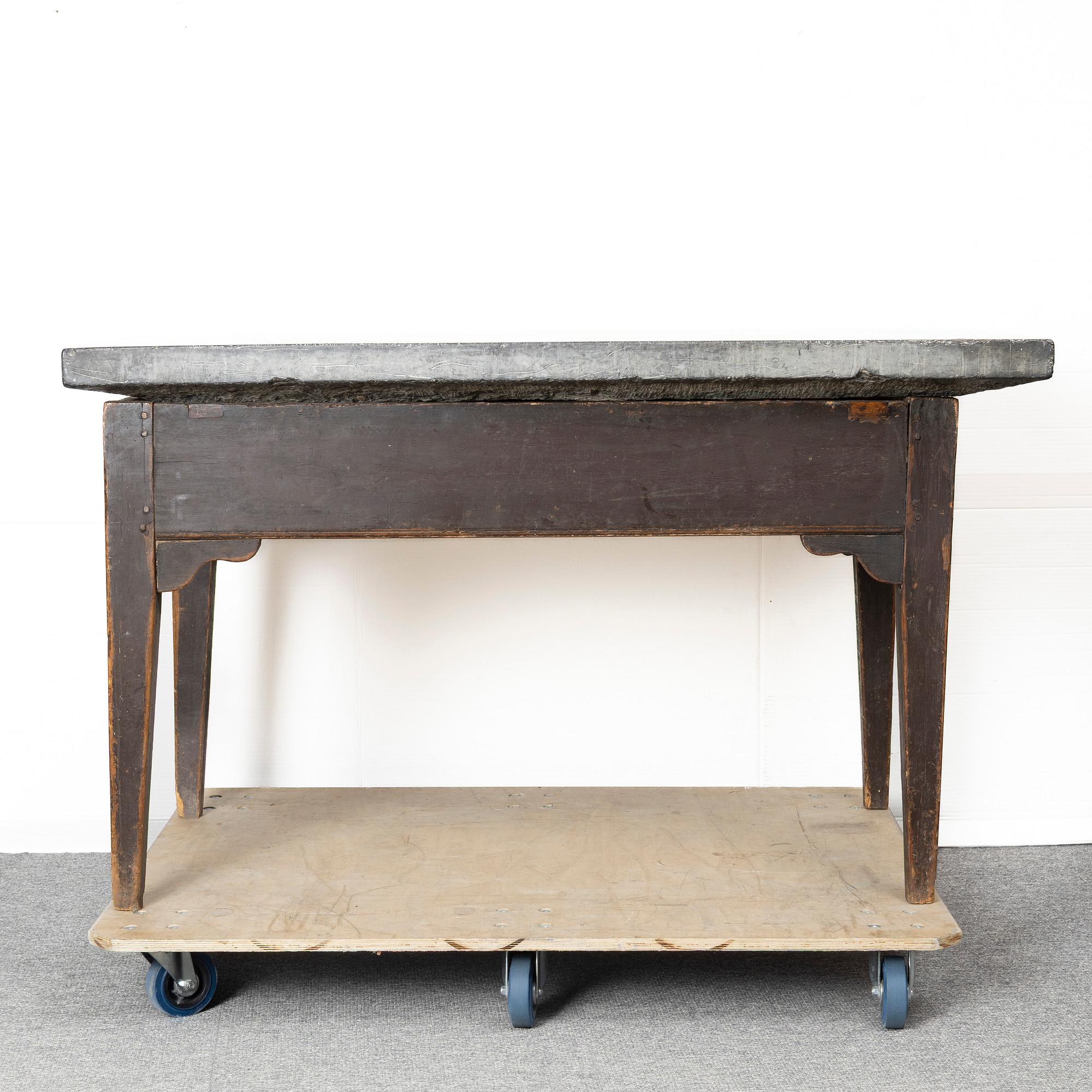 Table, 18th/19th century.