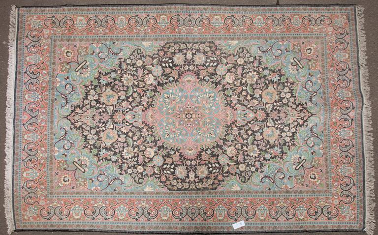 MATTA, Kashmir. Ca 274x180 cm.