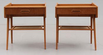 SÄNGBORD, 1 par, 1900-talets mitt.