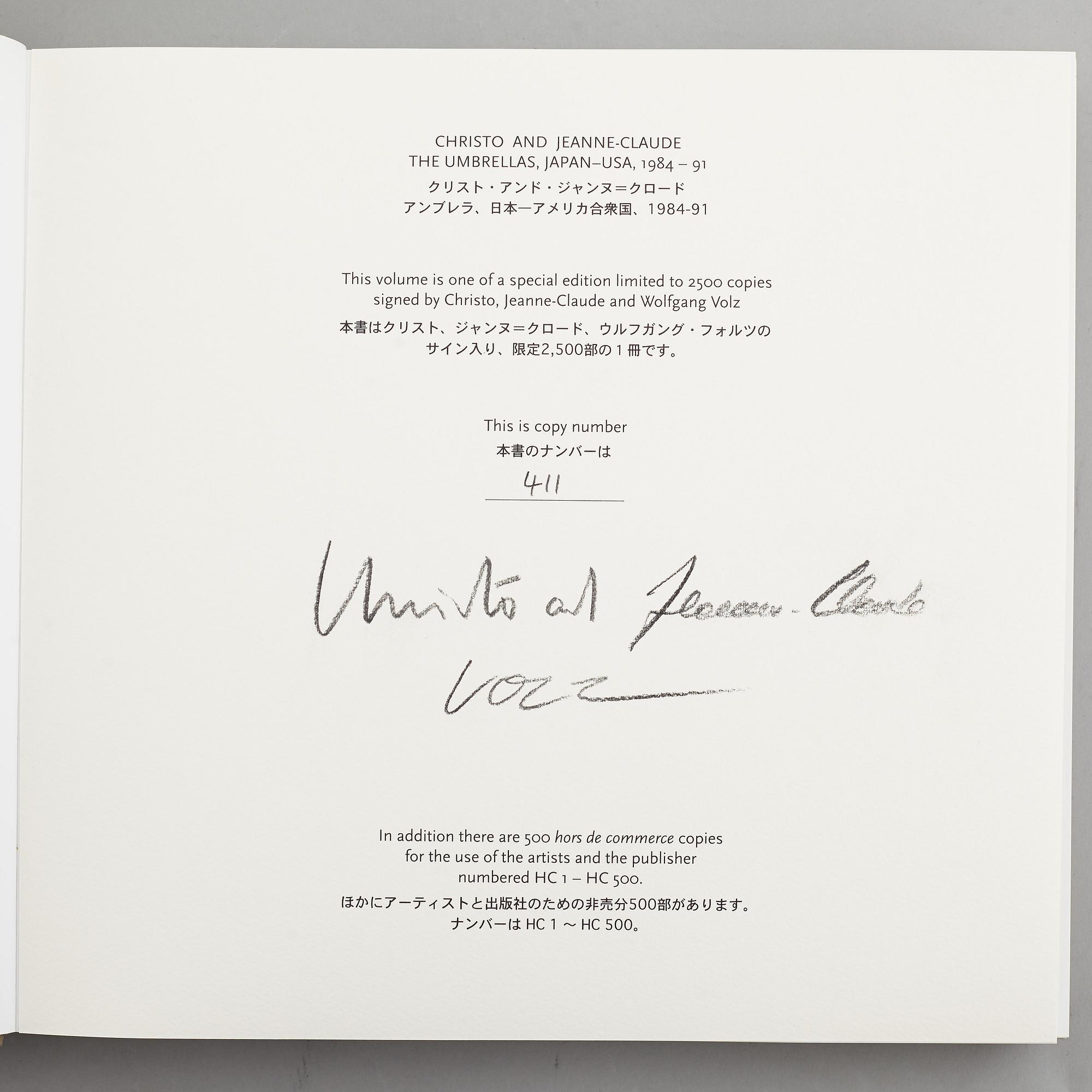 CHRISTO & JEANNE-CLAUDE, 2 volume book project with fabric application. Published in 1998.