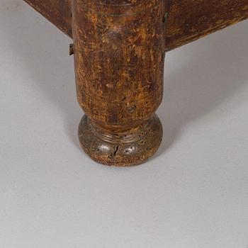 An 18th century gateleg table.