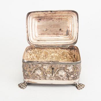 A 19/20th century silver baroque style suger box, weight ca 465 gr.