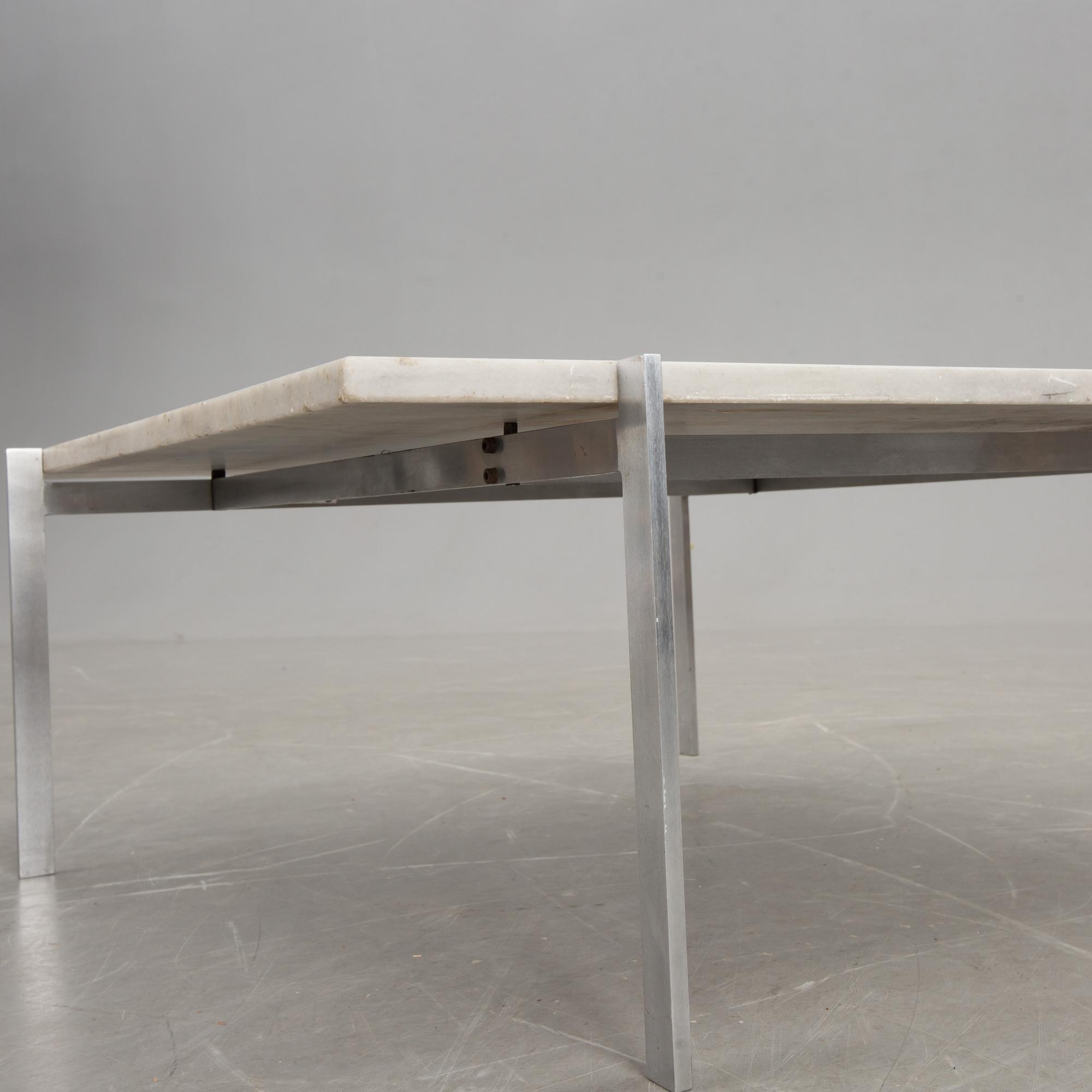SOFFBORD, "PK 61", Poul Kjaerholm för Fritz Hansen, märkt samt etikettmärkt 1987.
