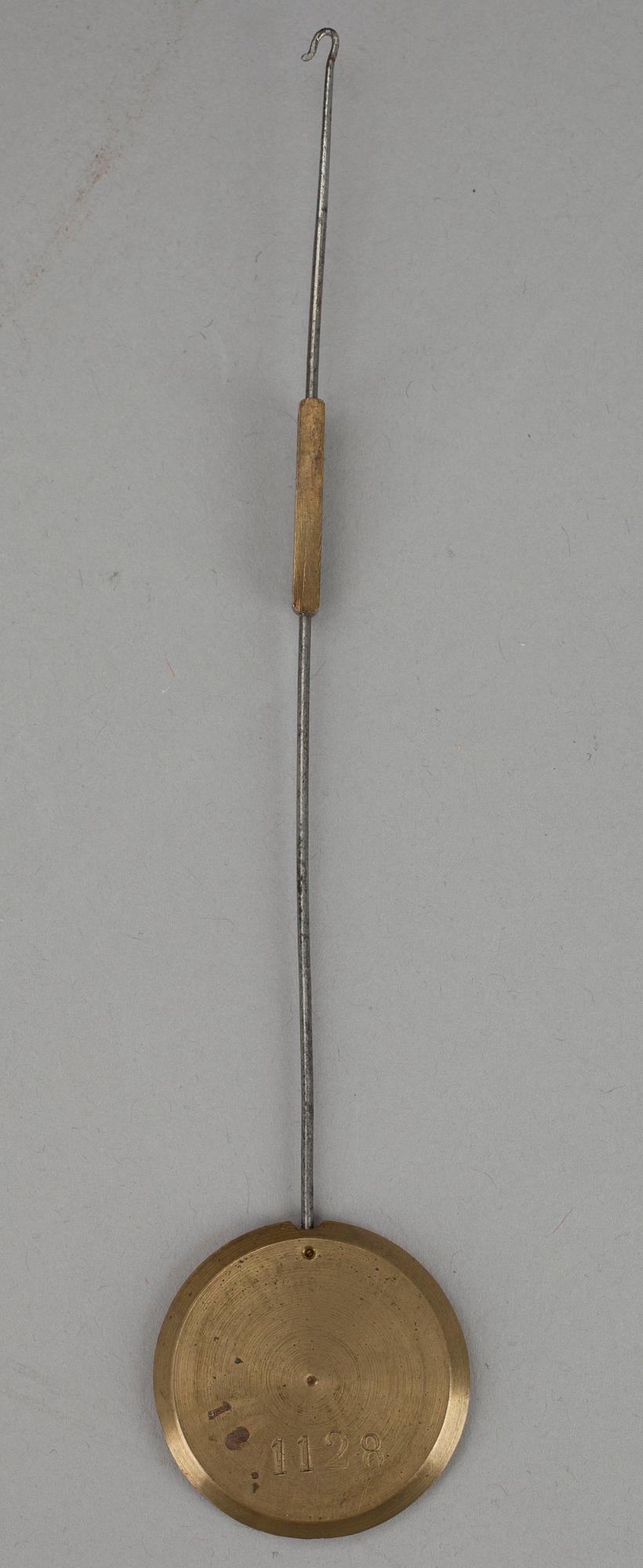 BORDSKLOCKA, brons, nyrokoko, 1800-talets senare hälft.