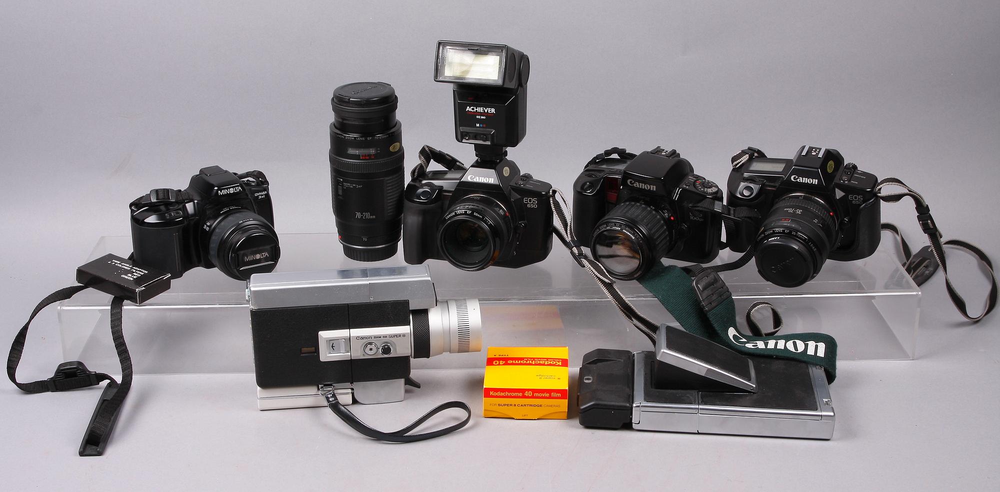 PARTI KAMEROR, 7 st, bl a Kodak och Canon, 1900-tal.